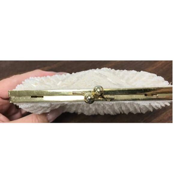VINTAGE Beaded Clamshell Evening/Wedding Purse - Picture 5 of 5